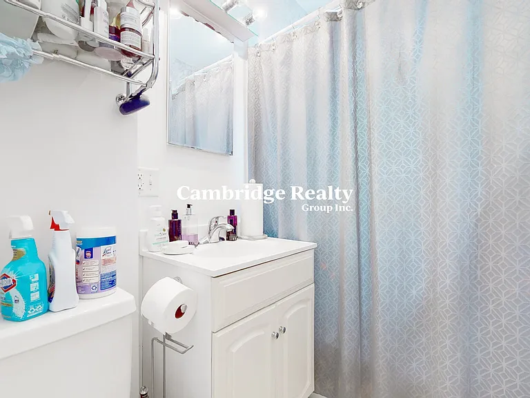 15 Glenville Ave #11T — Photo 9