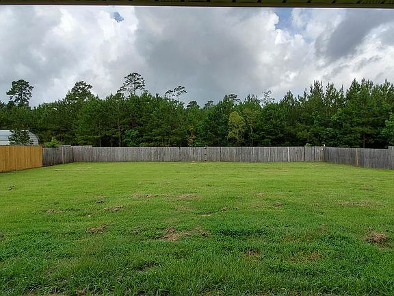 4th image of 135 Stormy Ln