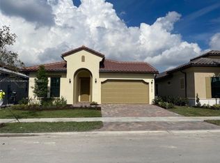 12195 N Baypoint Cir #0, Pompano Beach, FL 33076