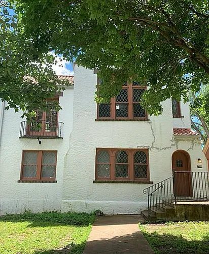7100 Forsyth Blvd #B Photo 1