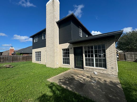 2nd image of 7717 Cedar Creek Cir