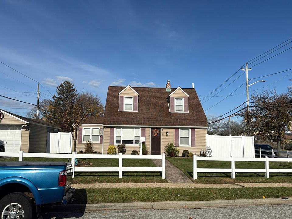 1st image of 2 Rope Ln