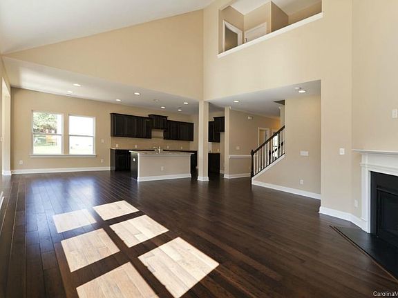3rd image of 4103 Hay Meadow Dr #13