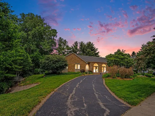 1795 Pembroke St SE, Kentwood, MI 49508