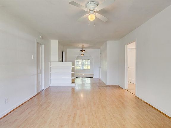 4th image of 7506 Linwood Ave