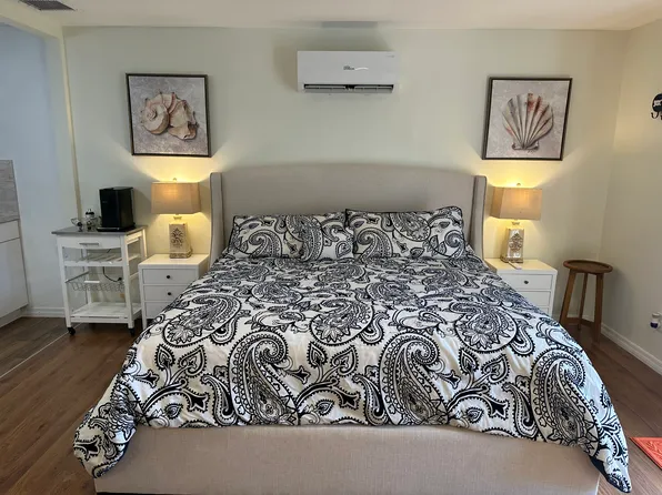 (undisclosed Address), Sarasota, FL 34231