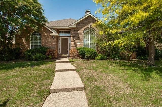1st image of 2405 Mesa Oak Trl