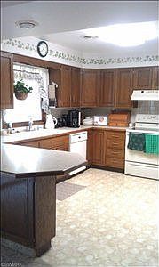 2nd image of 13295 Lakeshore Dr