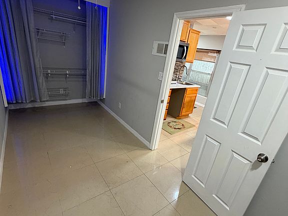 2nd image of 947 Pinedale Ave #1