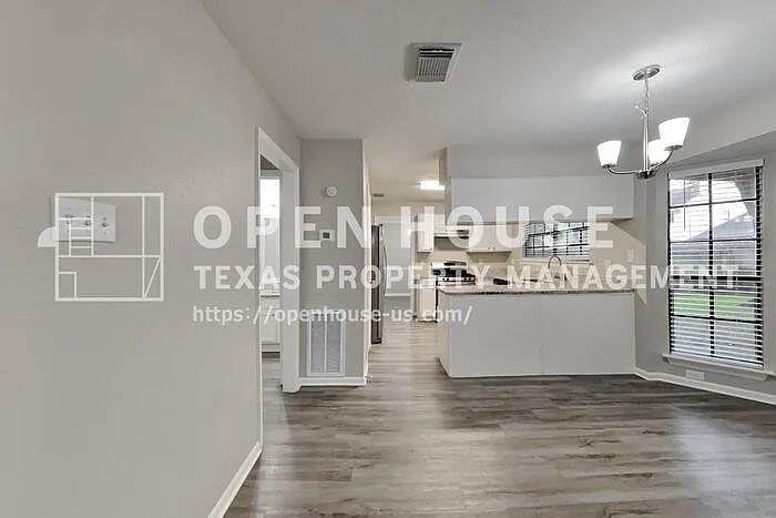 3323 Colonel Court Dr — Photo 8