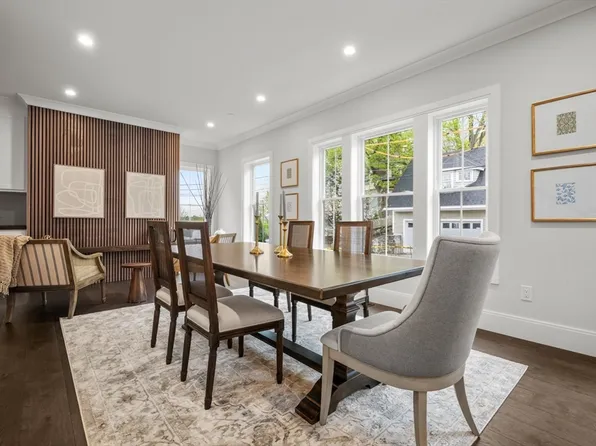 230 Bellevue St Floor 2, Newton, MA 02458