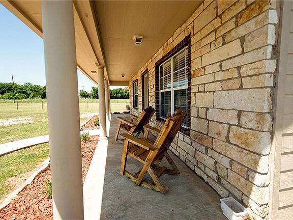 3rd image of 400 County Road 22920
