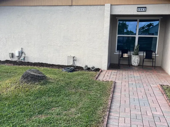 5843 Albert Rd, West Palm Beach, FL 33415