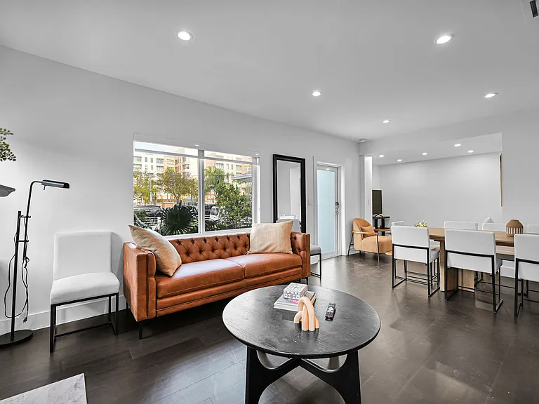 150 NE 50th Ter — Photo 42