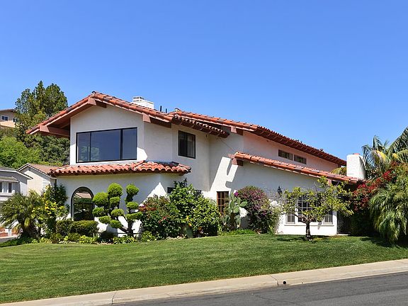3rd image of 5331 Westknoll Ln
