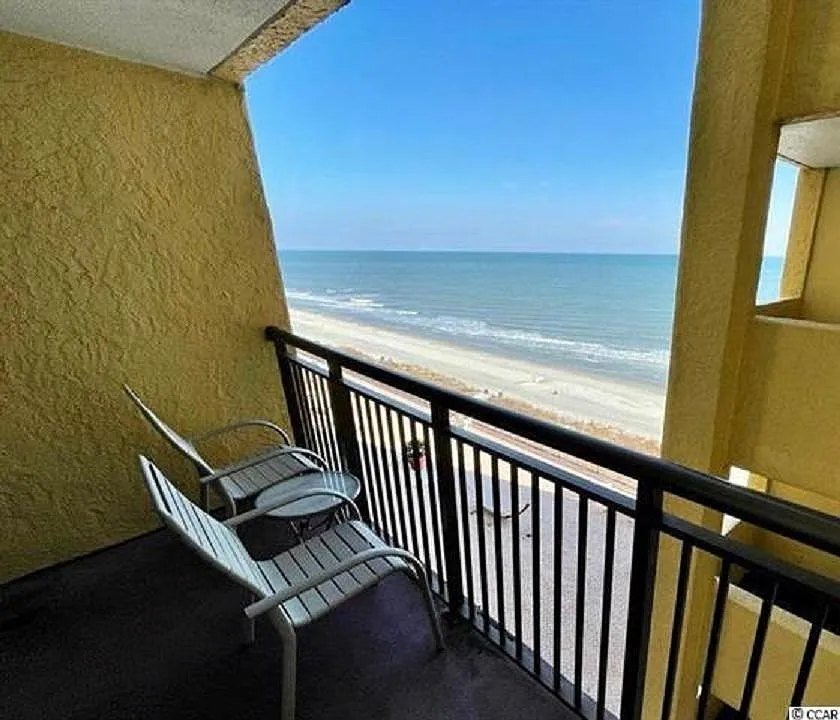Studio, 444 sqft, $1,000 — Photo 2
