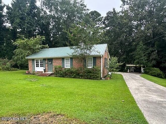 4th image of 407 W Woodlawn Drive