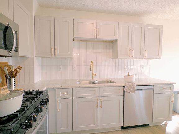3rd image of 9381 Bass Creek Cir N