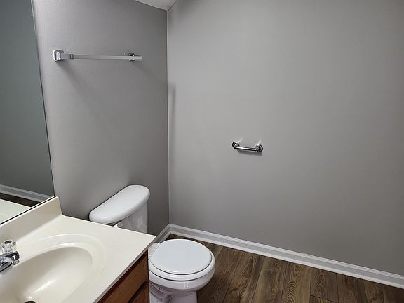 2nd image of 341 E Irvine St #1