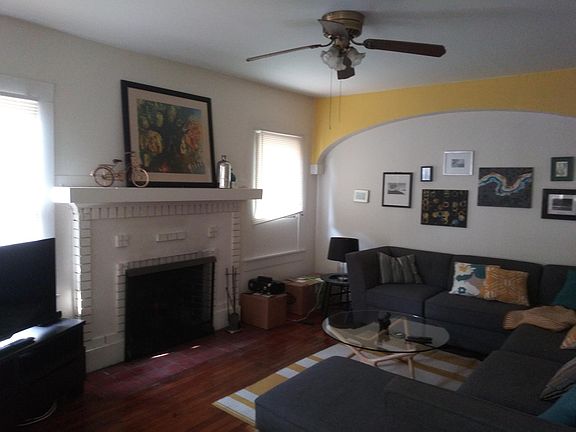 5th image of 708 Grove St N APT 1