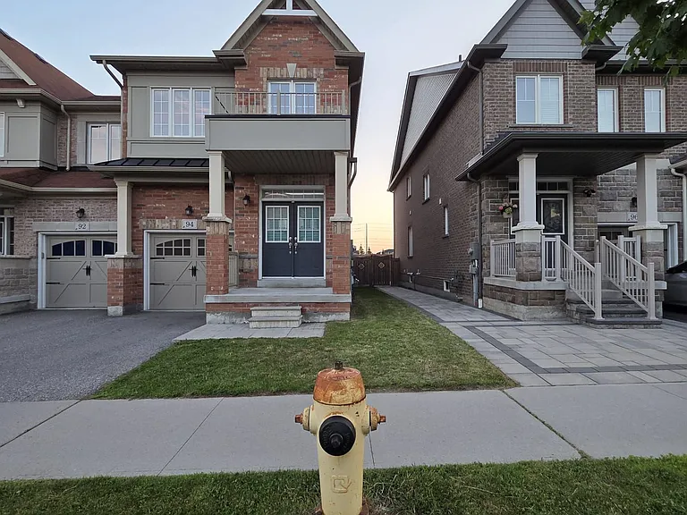 94 Cathedral Dr — Photo 1