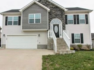1383 Freedom Dr, Clarksville, TN 37042