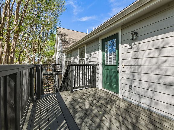 4th image of 2908 Whisper Oaks Ln #C