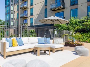The Island Residences, Hopkins, MN 55305
