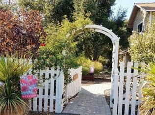 404 Old County Rd, Templeton, CA 93465