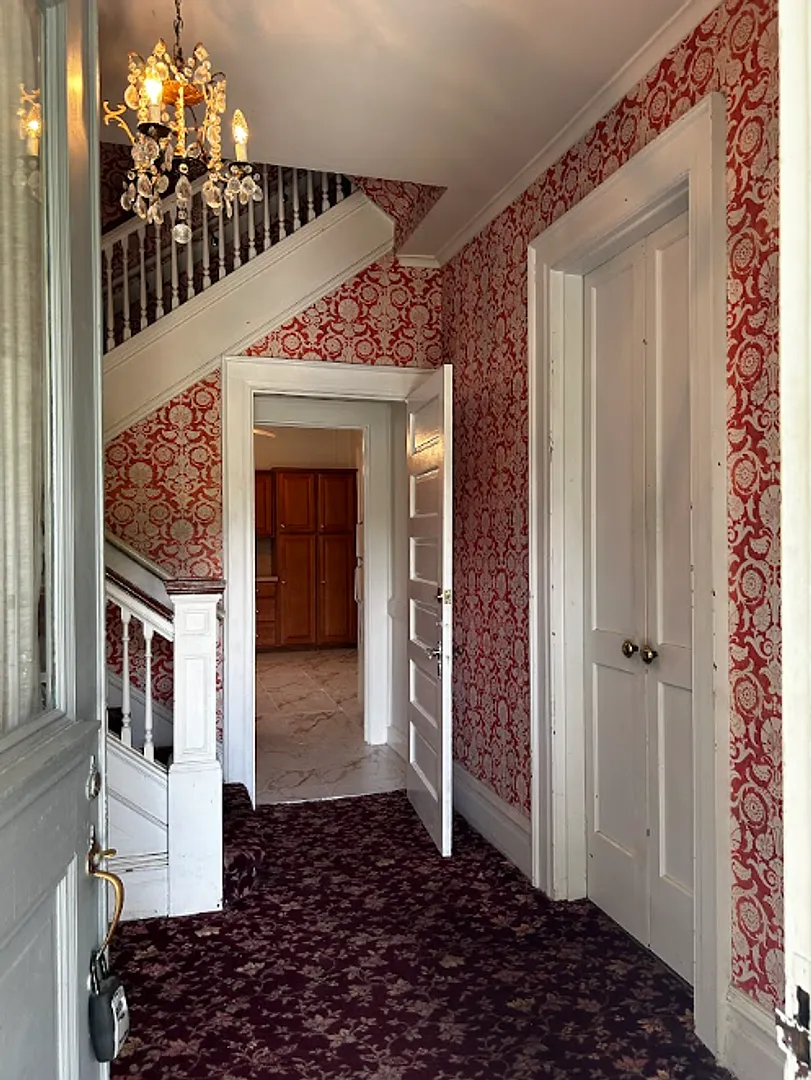 217 Arthur Avenue — Photo 2