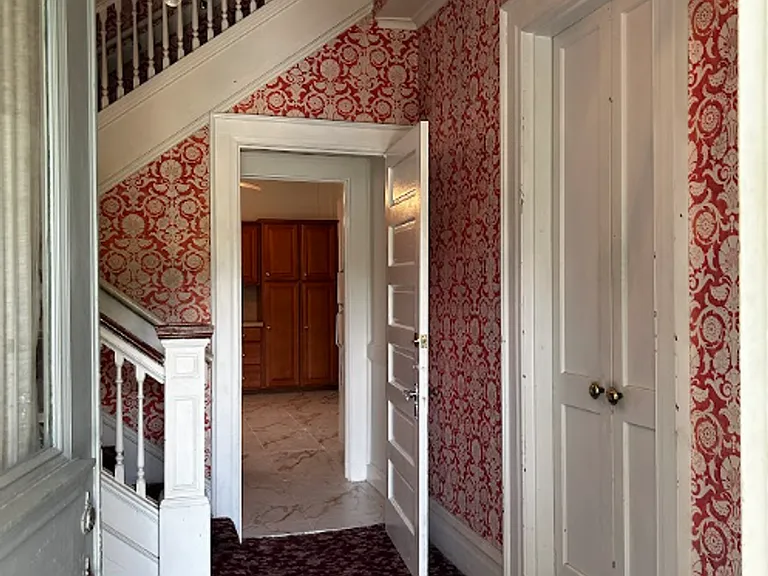 217 Arthur Ave — Photo 2