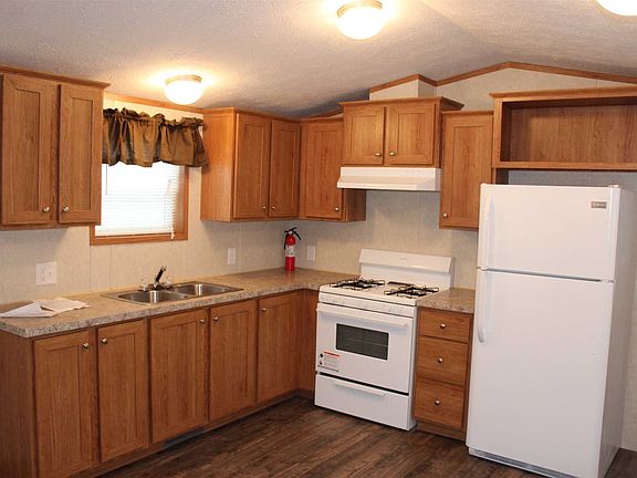 3rd image of 16 Bivona Ln Lot 5