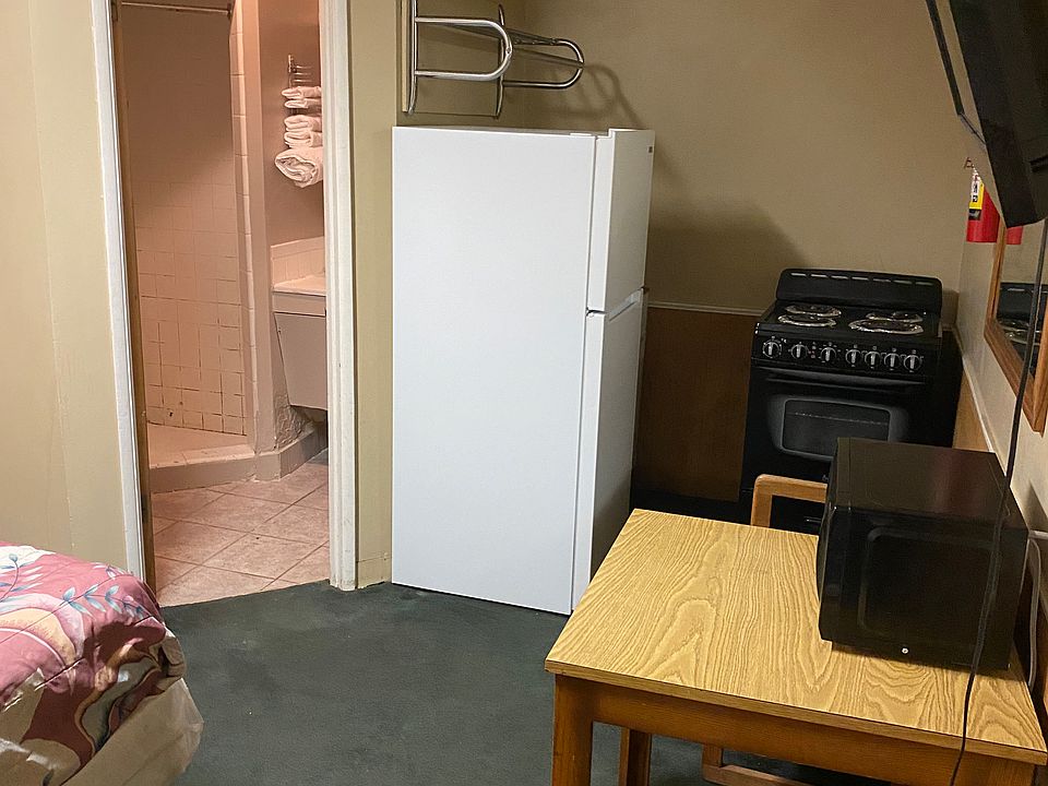 1st image of 316 E Flaming Gorge Way #223
