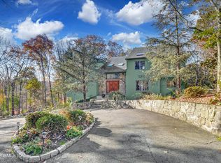 321 Blackberry Dr, Stamford, CT 06903