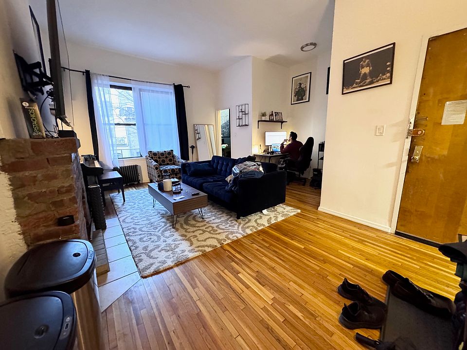 1st image of 313 W 88th St APT 2b