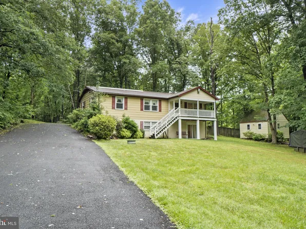 37 W Briar Dr, Stafford, VA 22556