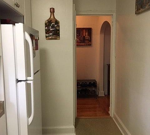 4th image of 724 Larchmont Acres APT A