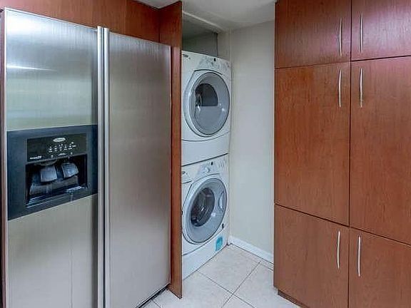 5th image of 4151 N Haverhill Road #1508