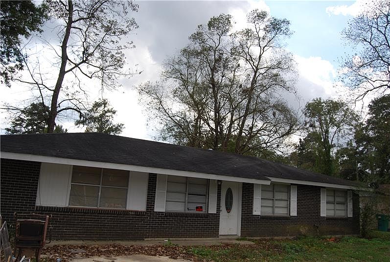1st image of 9340 Randall Ave