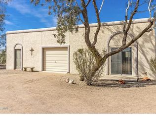 15705 W Hopi Dr, Casa Grande, AZ 85122