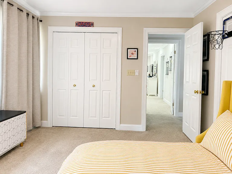 223 Deer Spring Ln — Photo 37