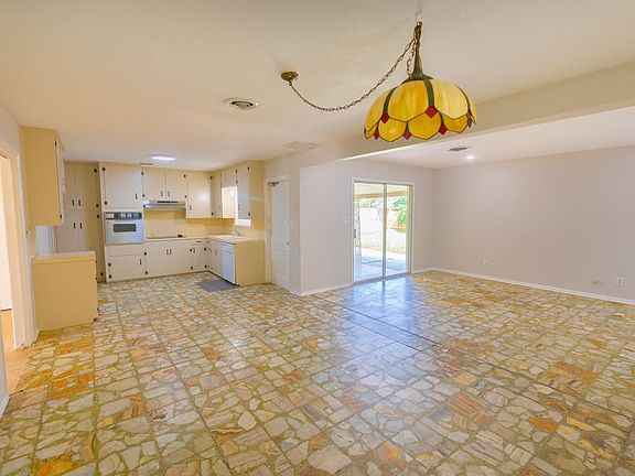 5th image of 801 Citrus Terrace Dr