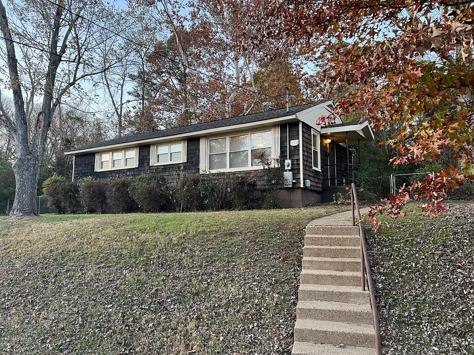 4 bed, 1058 sqft, $1,400 — Photo 1