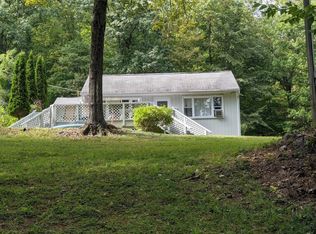 53 Mount Airy Rd E APT D, Croton On Hudson, NY 10520