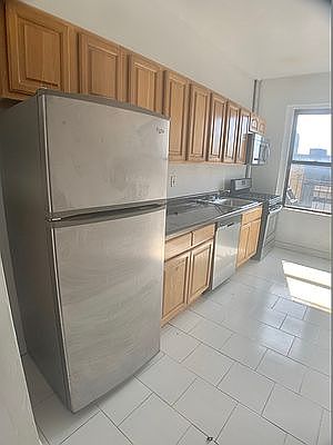 2nd image of 128 Fort Washington Ave APT 7I