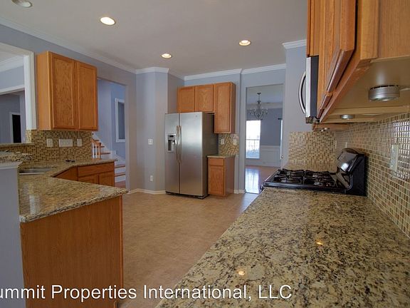 4th image of 1208 Rockwell View Rd