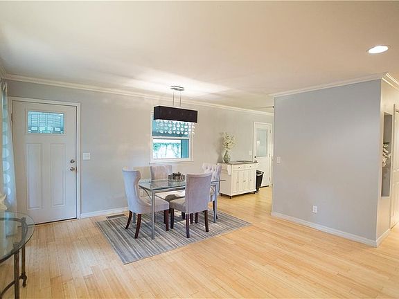 4th image of 1 Croston Ln