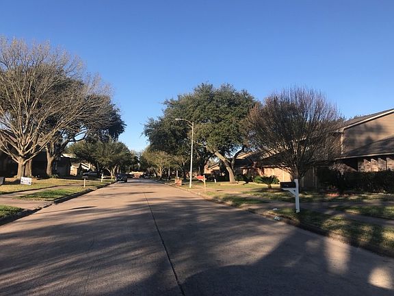 5th image of 21306 Park Mount Dr