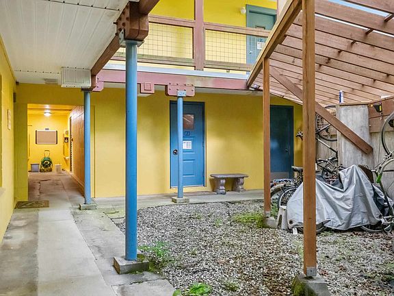 2nd image of 350 Irwin St APT 311