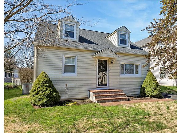 2nd image of 49 Loller Rd